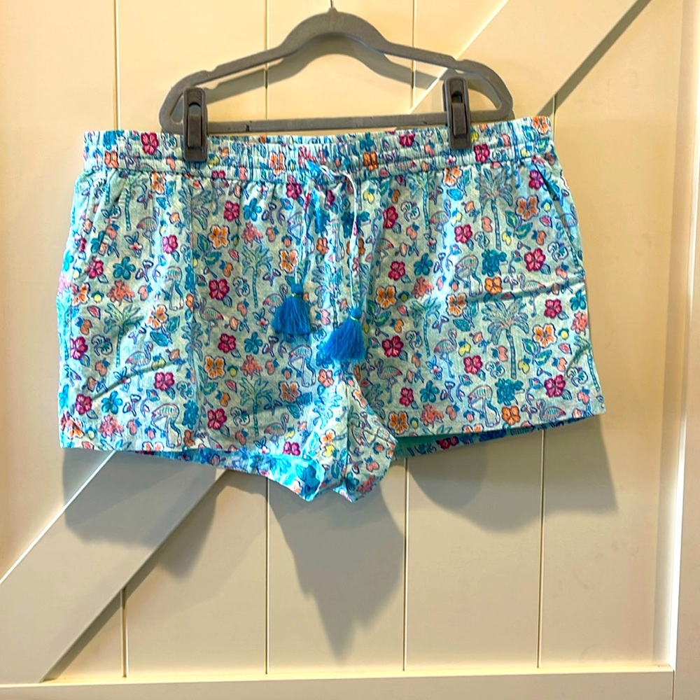 Vineyard Vines -  Flamingo Flock Pull on Short